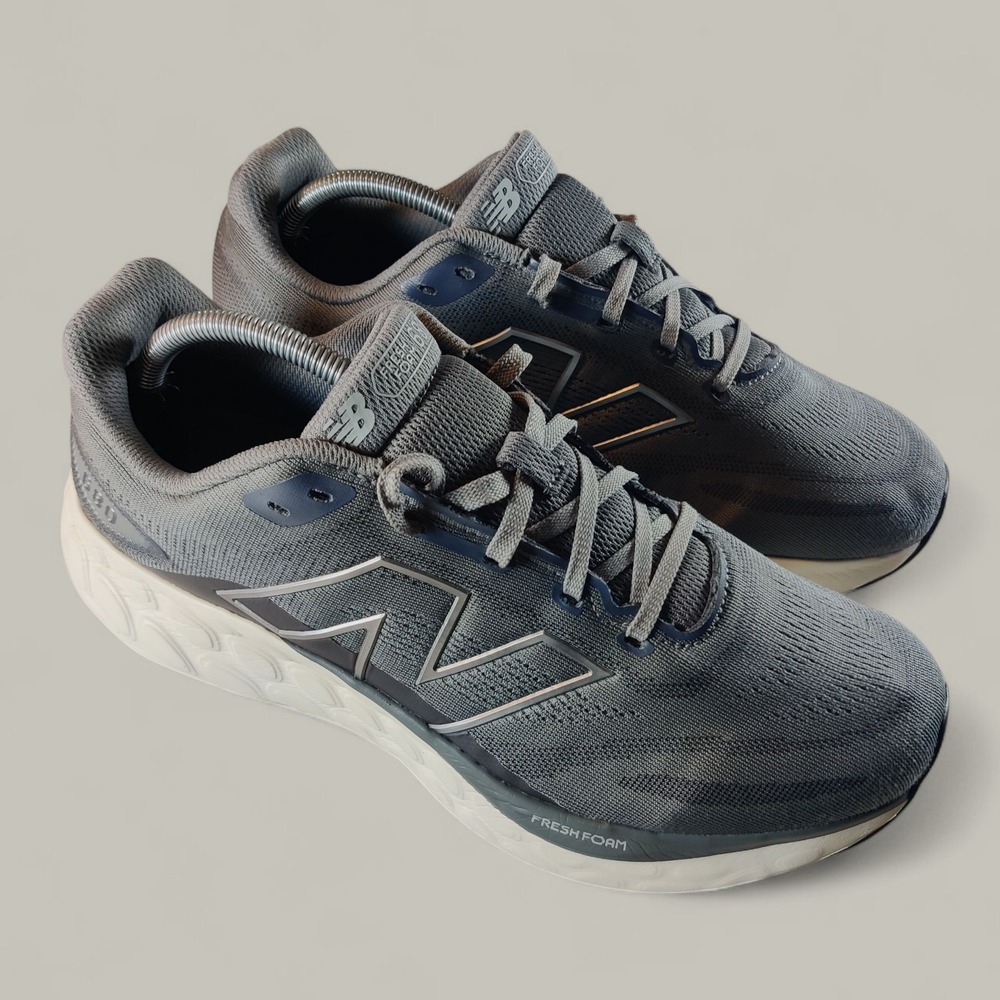 New Balance 680v8 Men's Running Shoes Gray White Size 11 EEEE Sneakers M680LG8